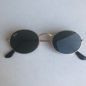 Oval classic ray bans